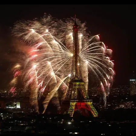 Pansiyon Luxe Paris Courbevoie