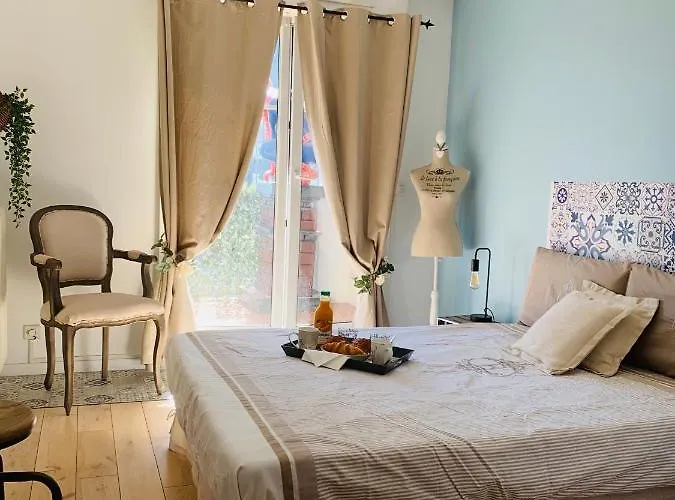 Luxe Paris קורבוו