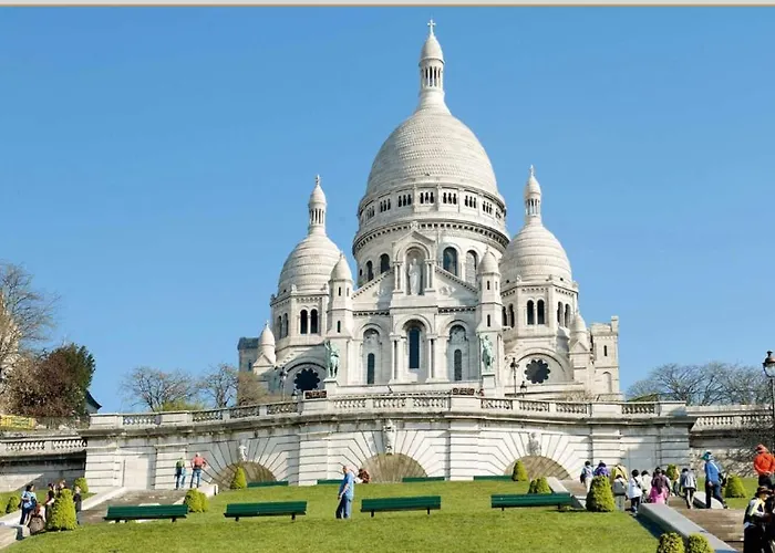 Luxe Paris *