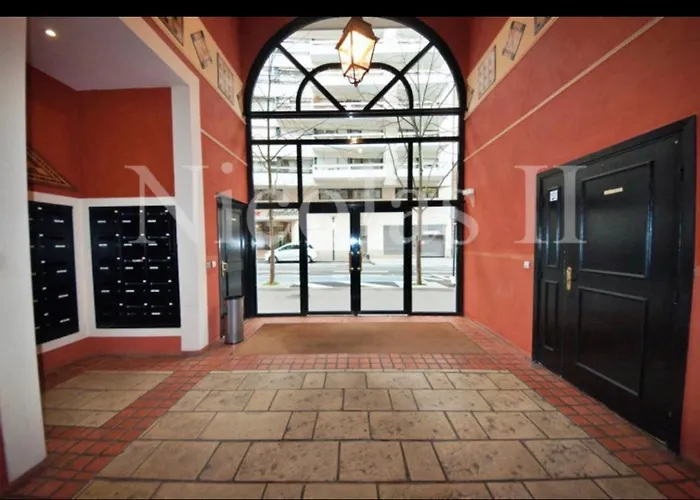 Luxe Paris בית אירוח *
