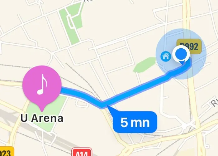 Luxe Paris בית אירוח קורבוו