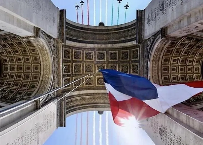 בית אירוח Luxe Paris *